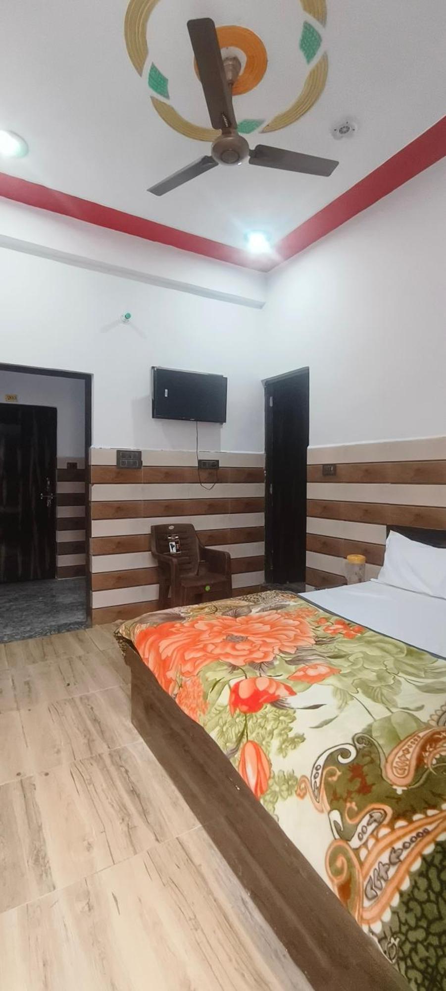 Hotel K.D.Dham Near Prem Mandir1 à Vrindāvan Extérieur photo