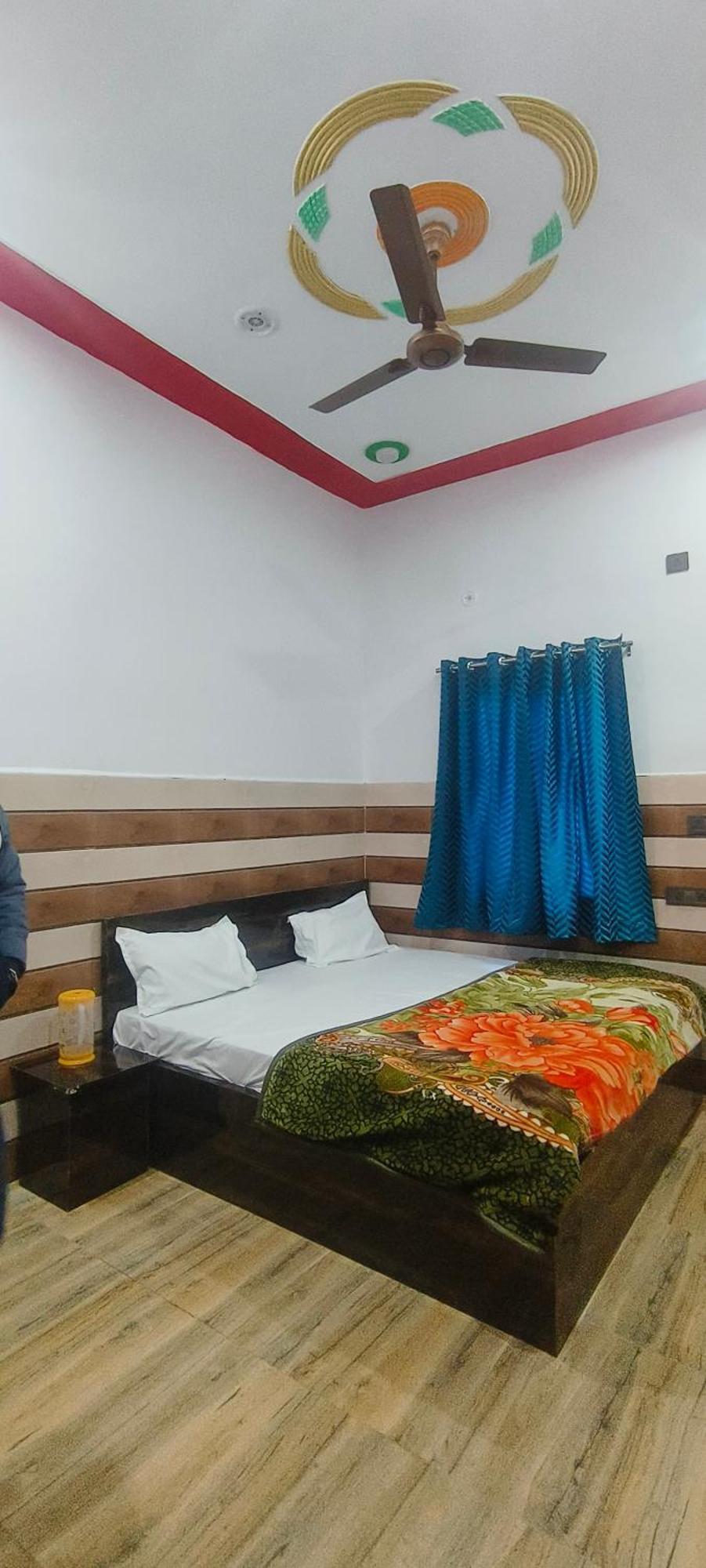 Hotel K.D.Dham Near Prem Mandir1 à Vrindāvan Extérieur photo